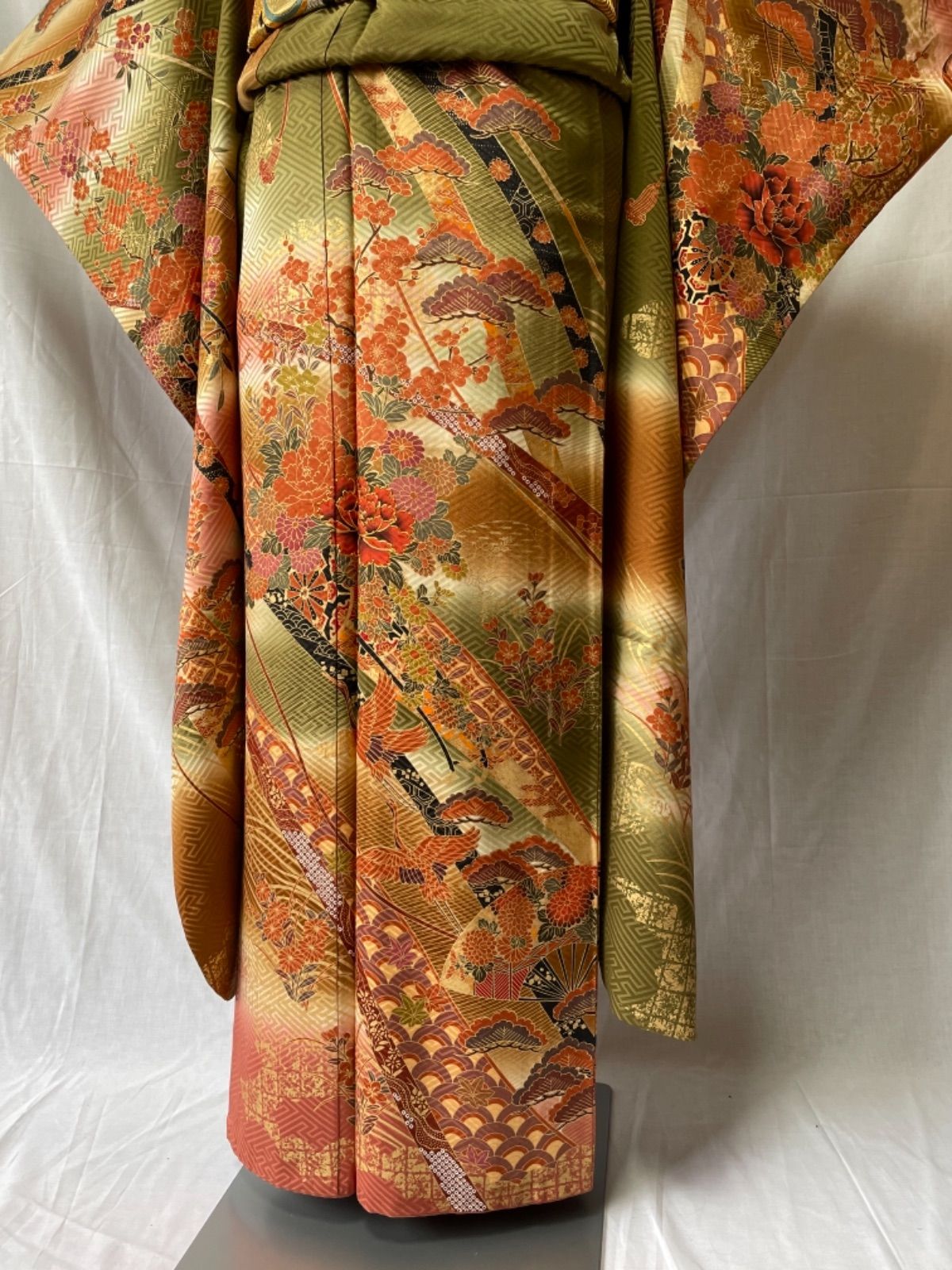 22146 振袖6点セット 絞りと金駒刺繍 グリーン 菊 蝶 【公式通販】