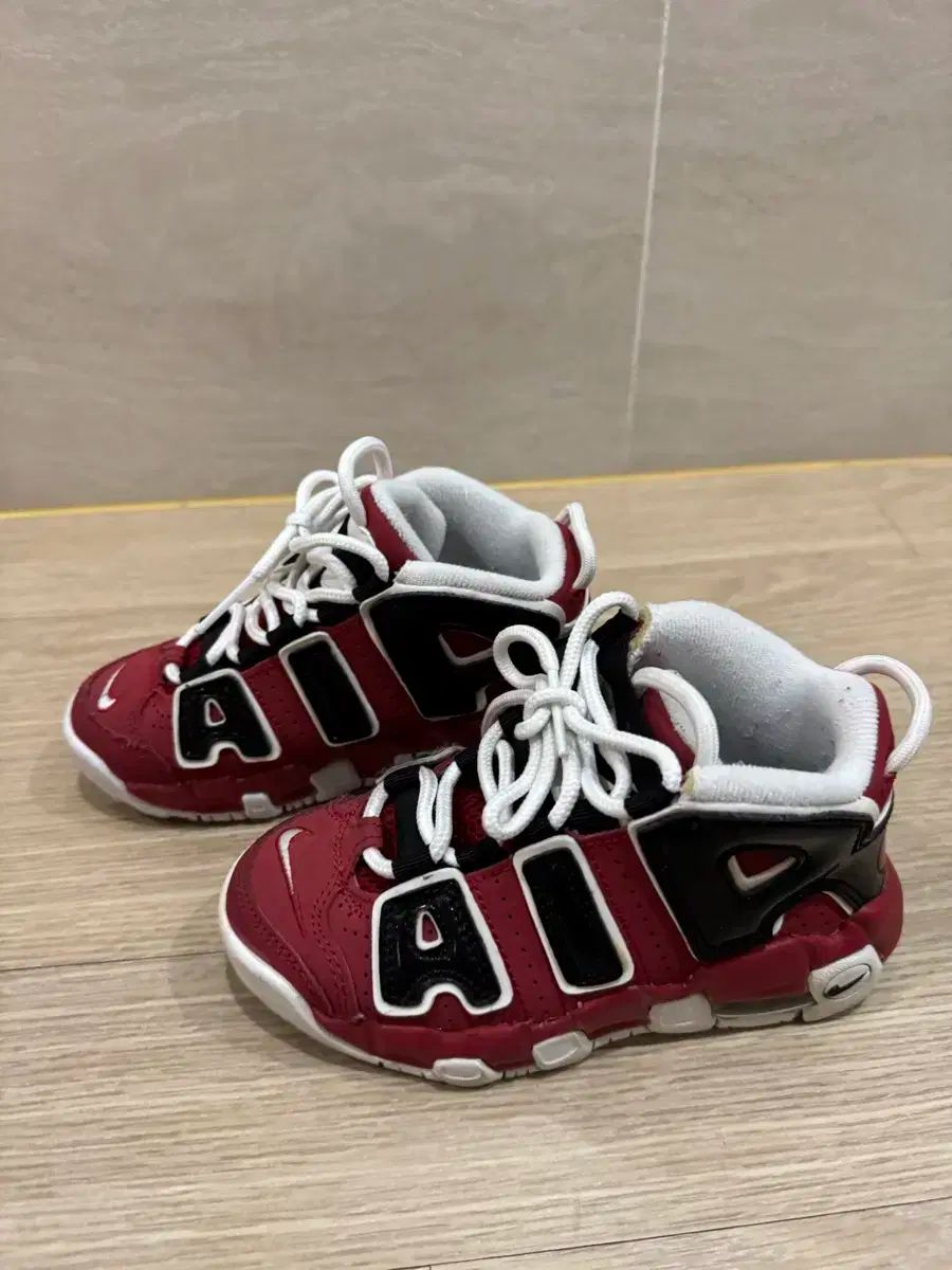  170 NIKE ナイキ アップテンポ ブルズ その他 キッズシューズ