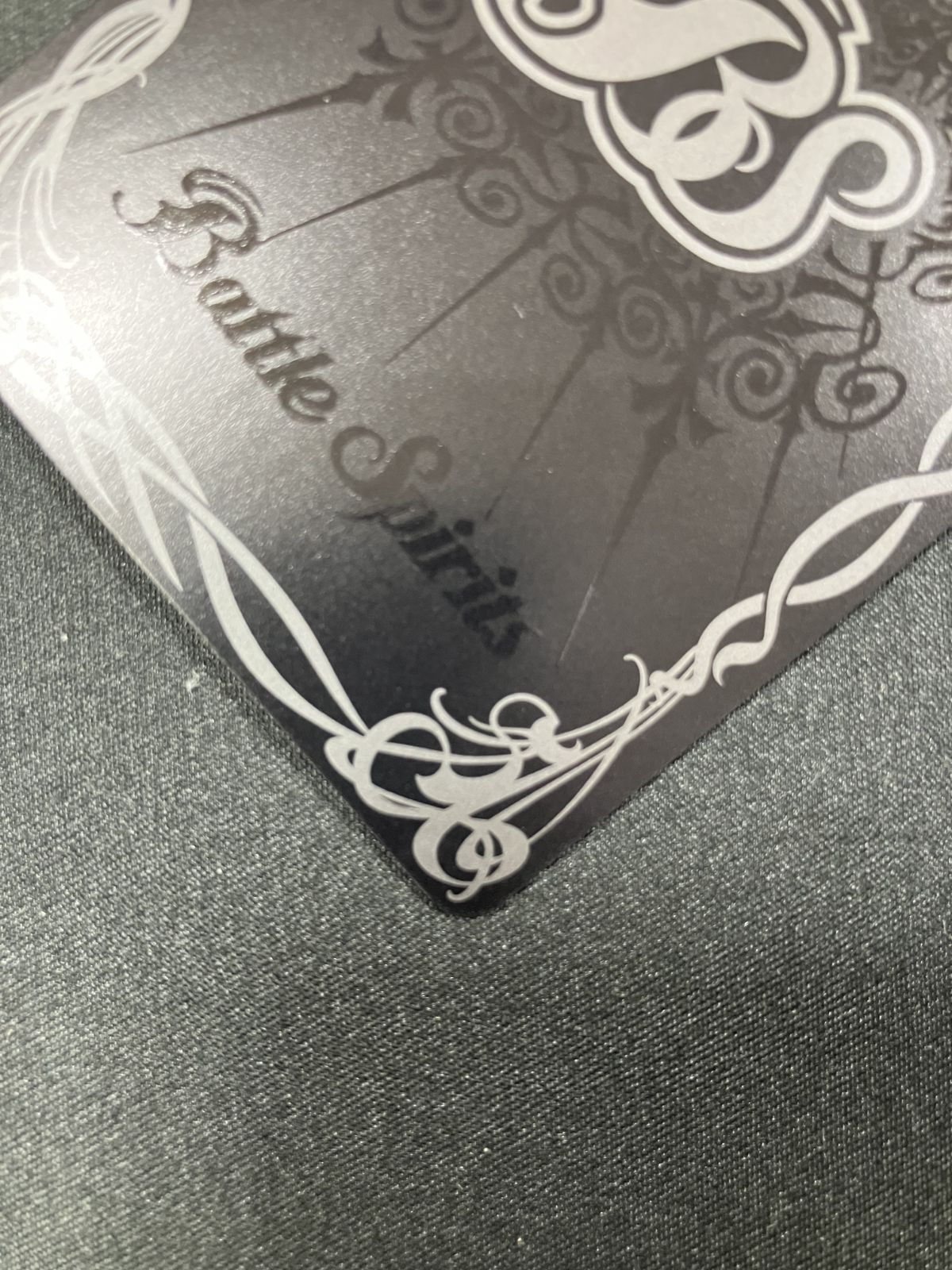 型番下にSECRETの文字