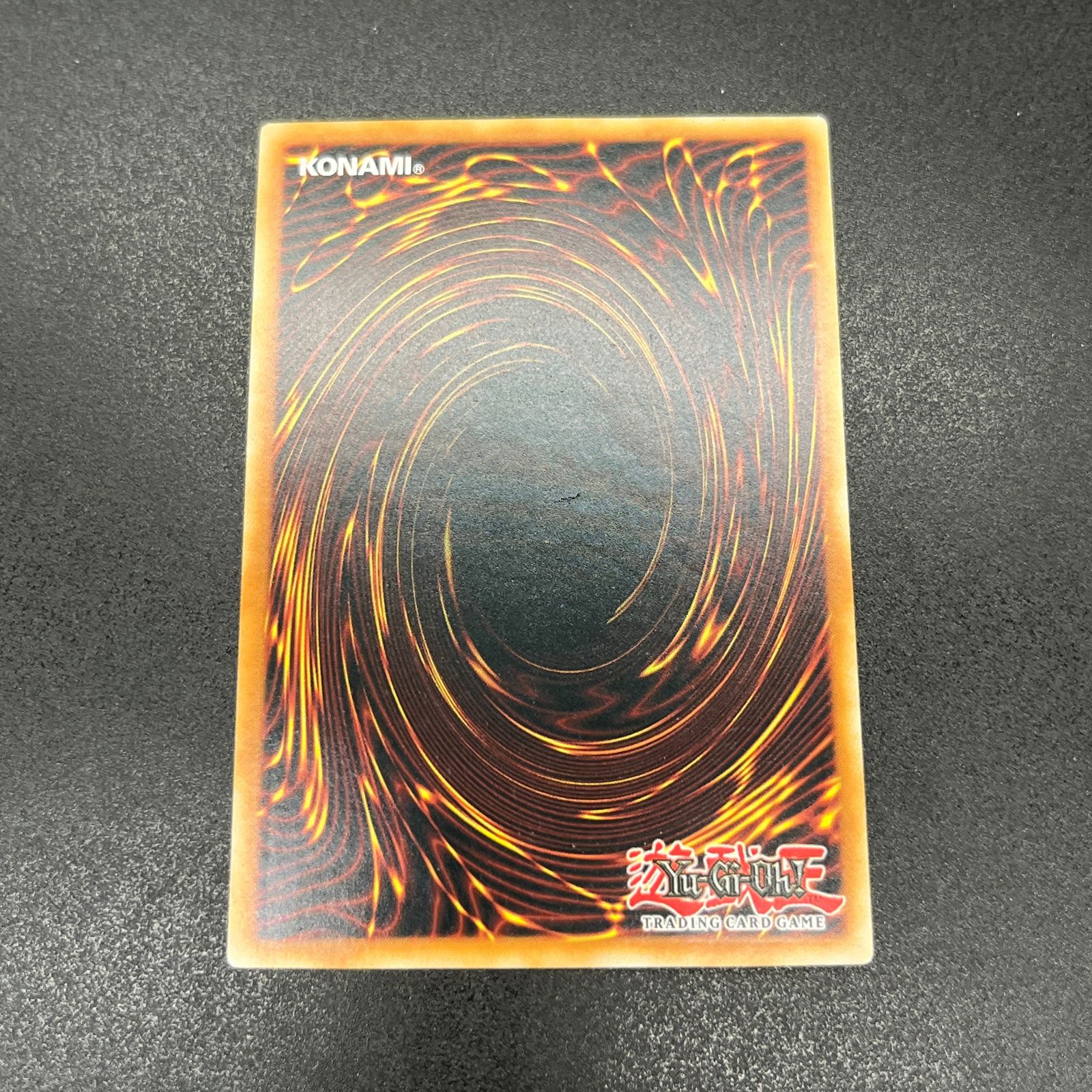 【EU版】遊戯王　M・HERO ダークロウ　レリーフ　英語　英語版 英語版 LEHD-ENA35 Masked HERO Dark Law M・HERO ダーク・ロウ