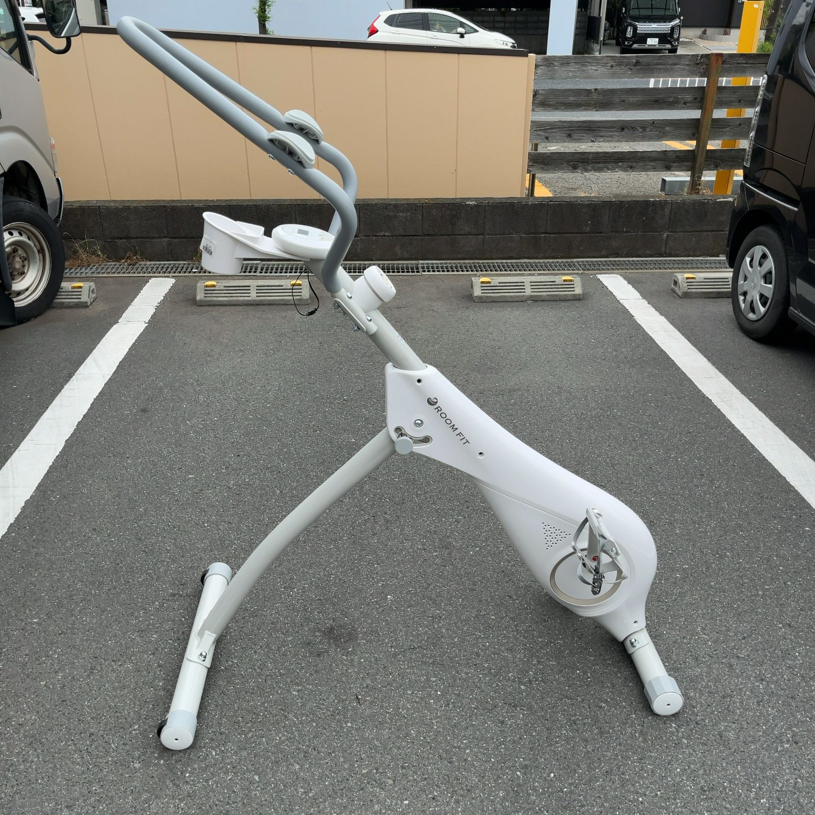 !! 立ち漕ぎ ROOMFIT ROOMBIKE AERO ルームバイク エアロバイク エキスパート藤沢辻堂店 roomfit フィットネスバイク 有酸素運動