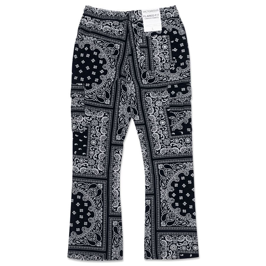 VICTORIOUS LA BANDANA FLEECE SET UP【BLACK】(メンズ 大きいサイズ スウェット プルオーバー フーディー パーカー カーゴパンツ ペイズリー バンダナ ブラック 黒 セットアップ ストリート HIPHOP ヒップホップ)