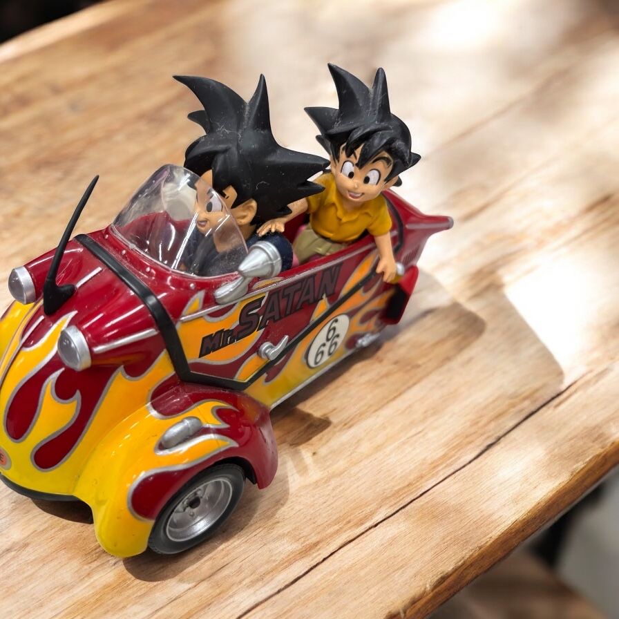 ドラゴンボール フィギュア カー 孫悟空 孫悟飯