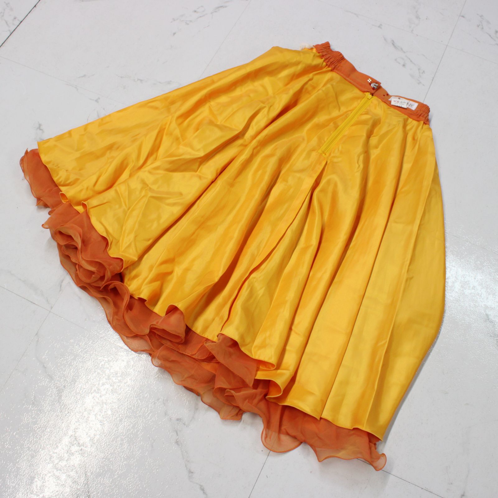 日本製社交ダンス衣装　sekineスカート　新品 Amazon.co.jp: 日本製 社交ダンス衣装 濃レッド×花柄 sekine