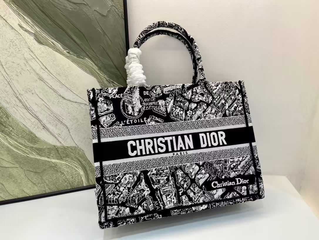ご 大 です Lady Dior バッグ ショルダーバッグ ハンドバッグ 025 自動巻き｜ ｜ -WTO輸入3