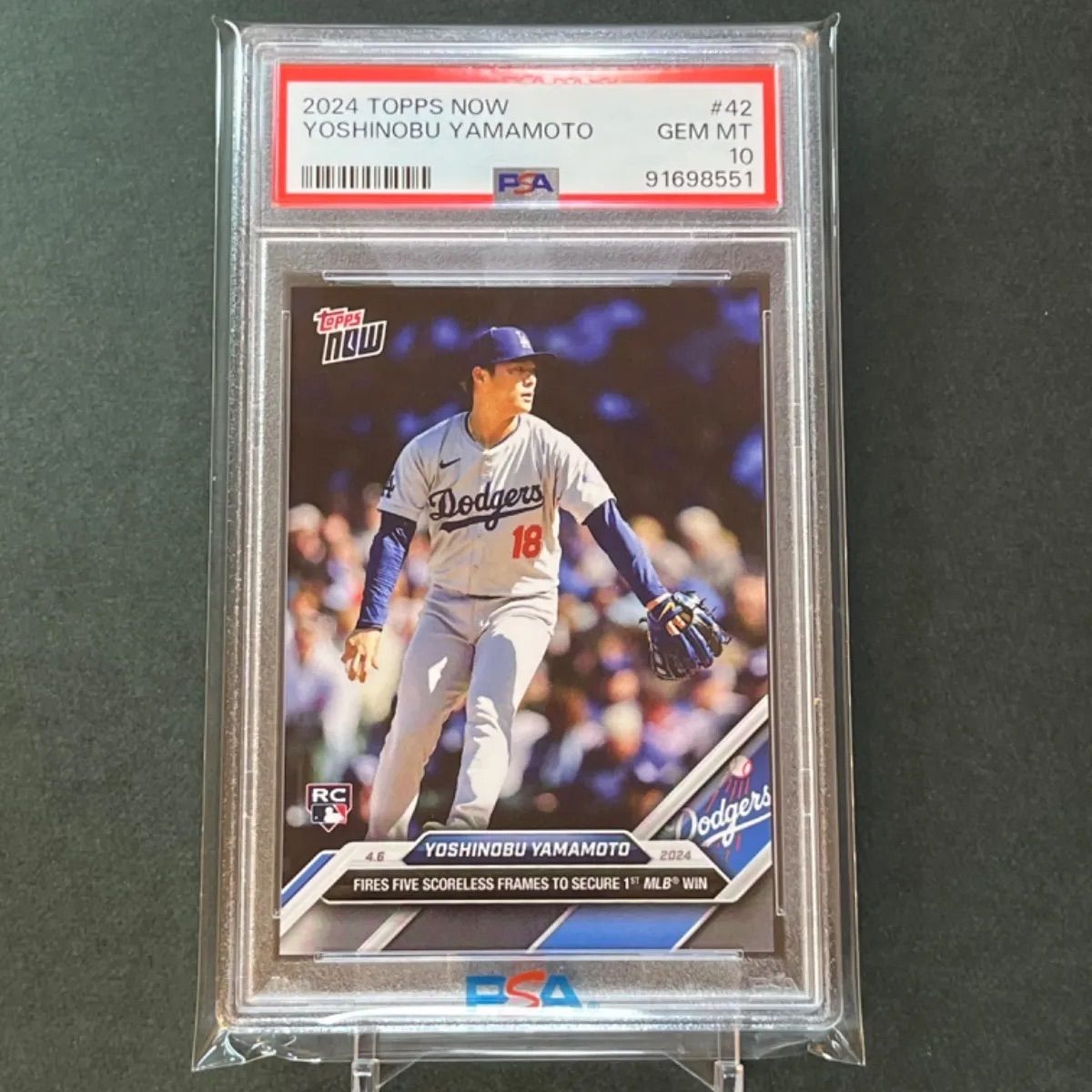 祝開幕！割】42【PSA10】PSA専用袋入！山本由伸メジャー初勝利記念 