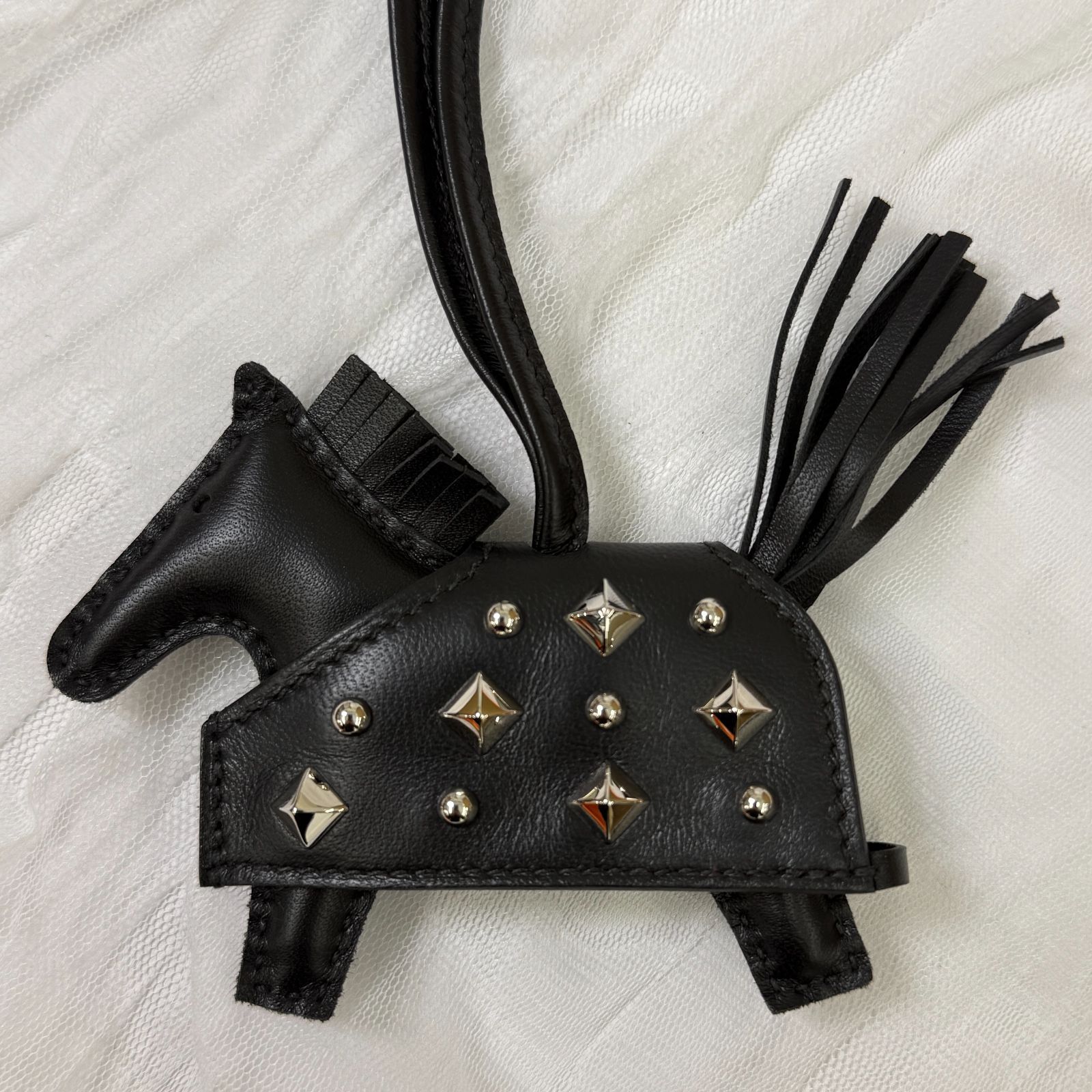 鑑定済み エルメス ロデオ PM ロベオ ロック ブラック シルバー金具 アニューミロ スイフト K刻印 馬