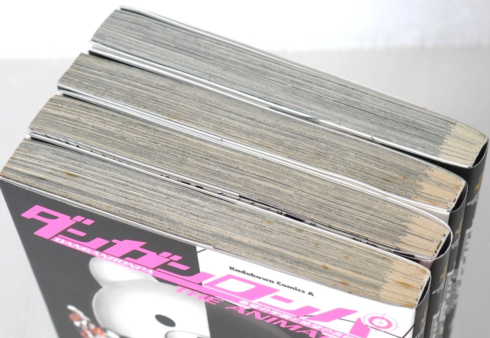 日焼け染みなどのダメージあり) 絶版 漫画 ダンガンロンパ 希望の学園