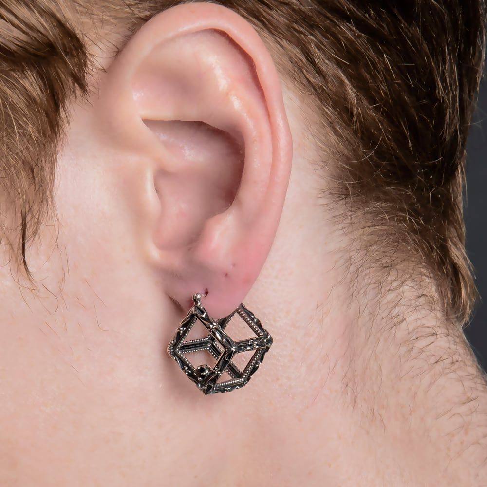 フレームキューブピアス アルテミスクラシック シルバー ジュエリーブランド