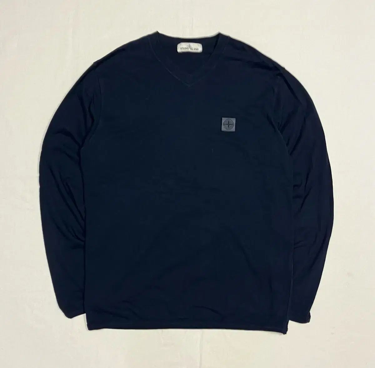 ストーンアイランド　シャドウプロジェクト　ロングスリーブＶネックシャツ　 L 白 STONE ISLAND、そしてSHADOW PROJECTの最新作たちを紹介