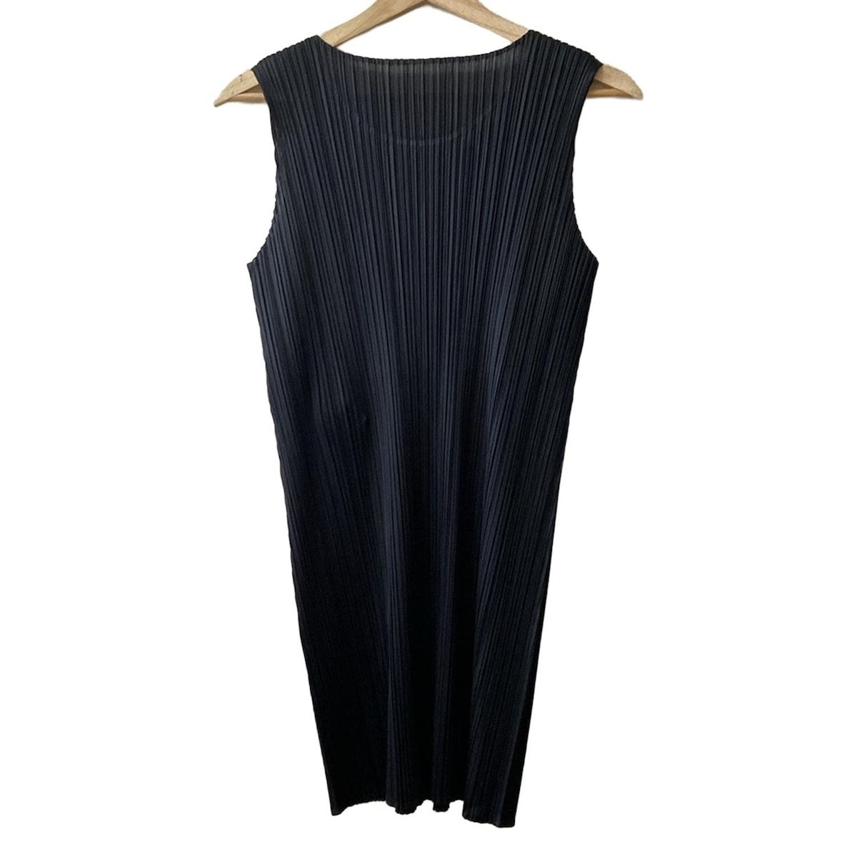 PLEATS PLEASEハイネックノースリーブ チュニック ゴールドベージュ