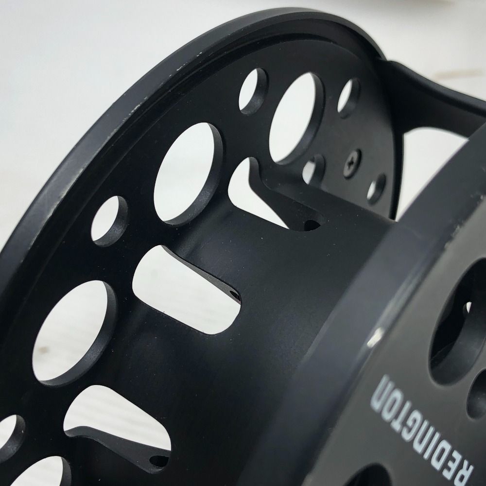 フライリール SURGE