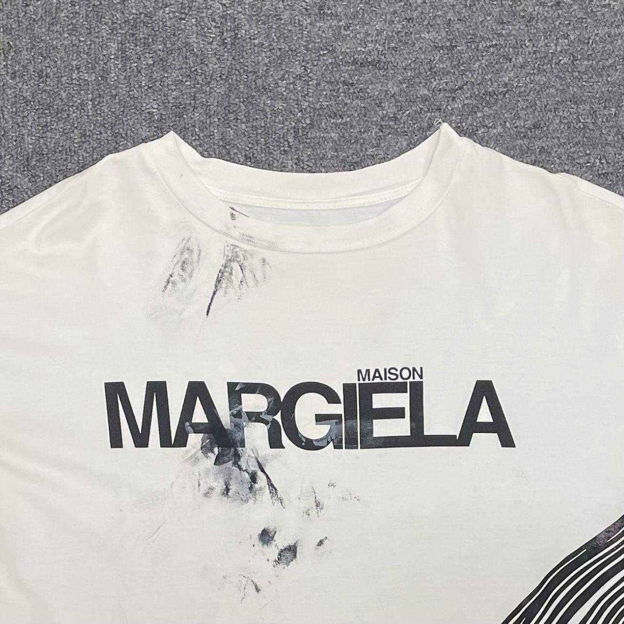 Maison Margiela ロゴプリント クルーネックTシャツ MM6 Maison Margiela (エムエムシックス メゾン マルジェラ) BIG