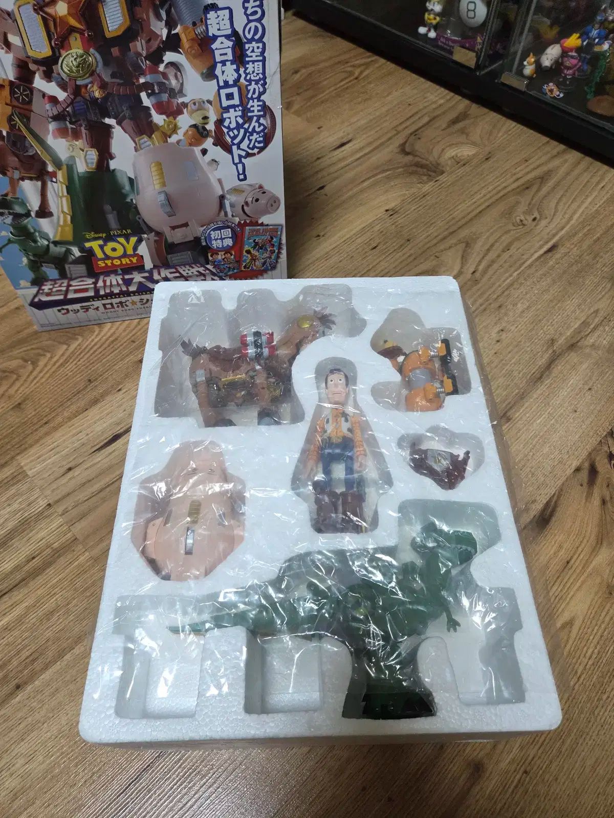 未開封希少品 バンダイ 超合金 バズ・ライトイヤー トイ 開封 良い商品