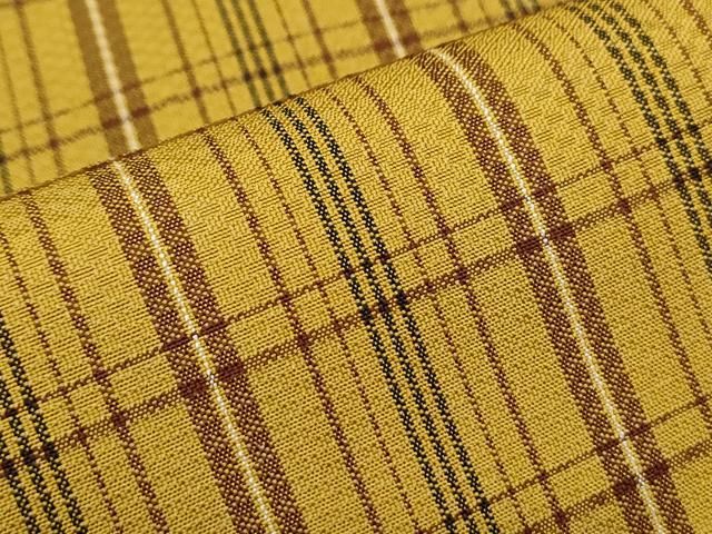 平和屋着物○本場黄八丈 市松綾織 紬 反物 縞 着尺 逸品 未使用