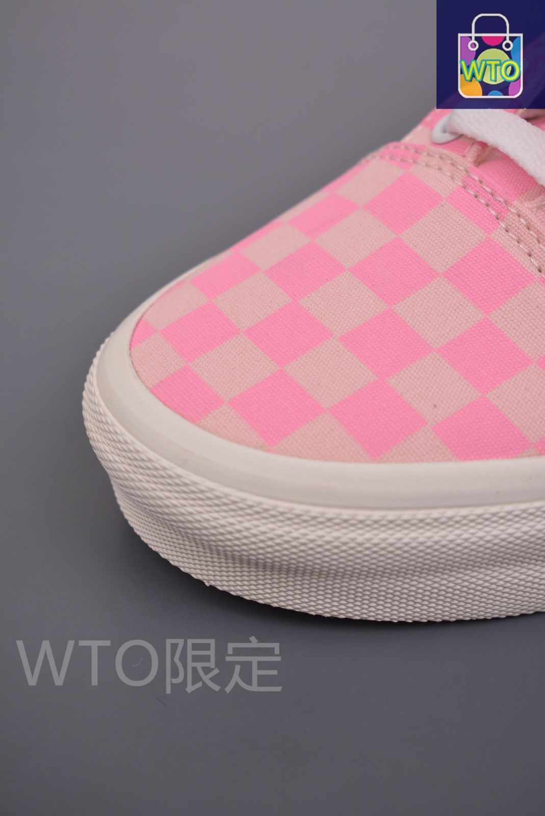 チェッカーボード スニーカー