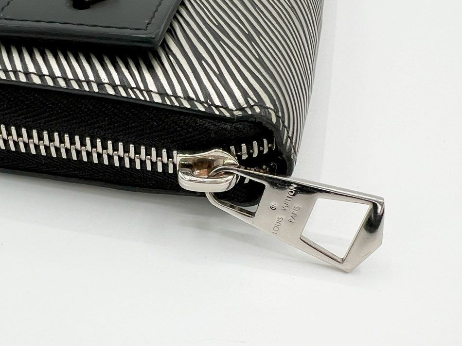 LOUIS VUITTON ルイヴィトン エピ ジッピーウォレット ラウンド LOUIS VUITTON ルイヴィトン エピ ジッピーウォレット ラウンド