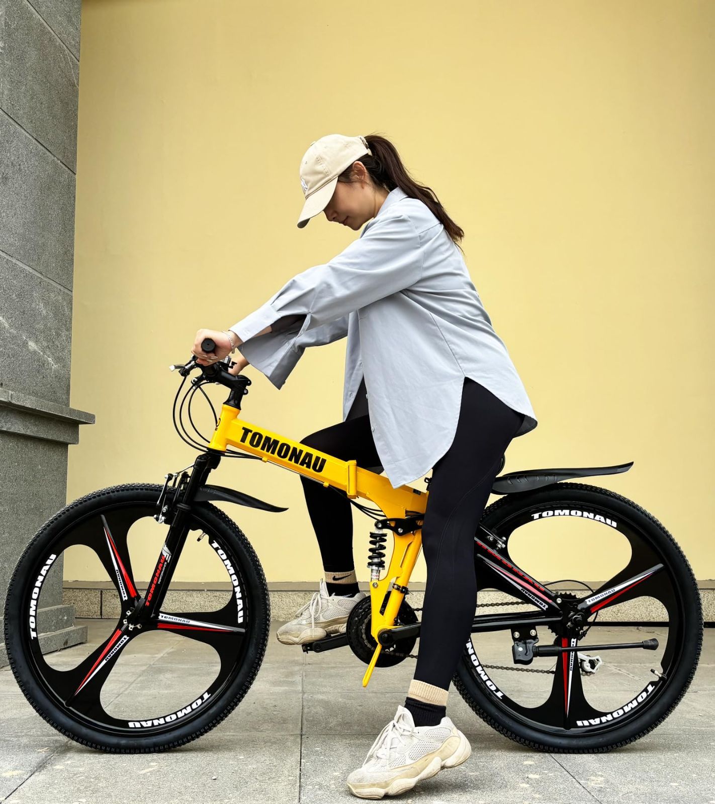 色 大人気 3本スポーク一体型ホイール 26インチ自転車 折り畳み自転車 折りたたみ自転車 折りたたみ式マウンテンバイク Wサスペンション搭載 TOMONAU 18段変速