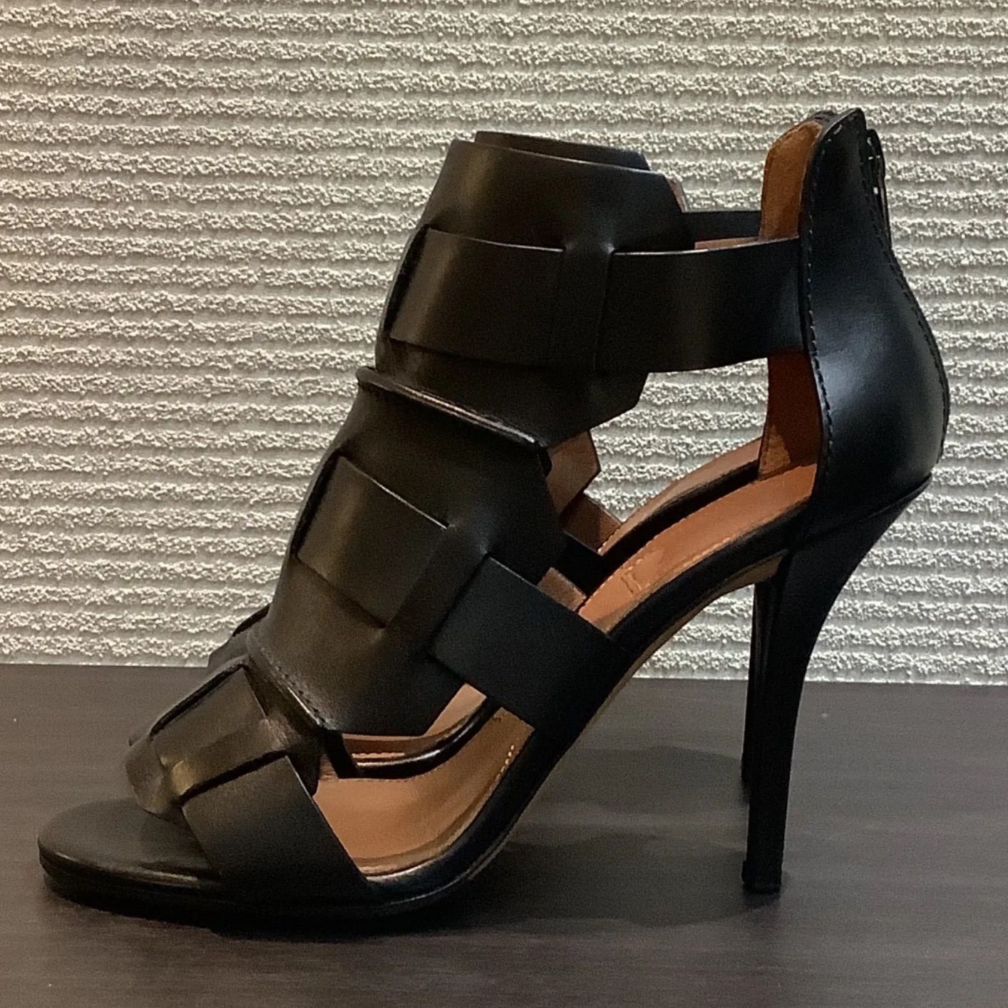 未使用 Givenchy ブラック サンダル 収納袋付き GIVENCHY - ジバンシィ