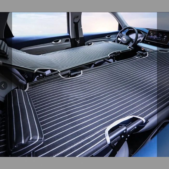 車用ベッド 枕付き
