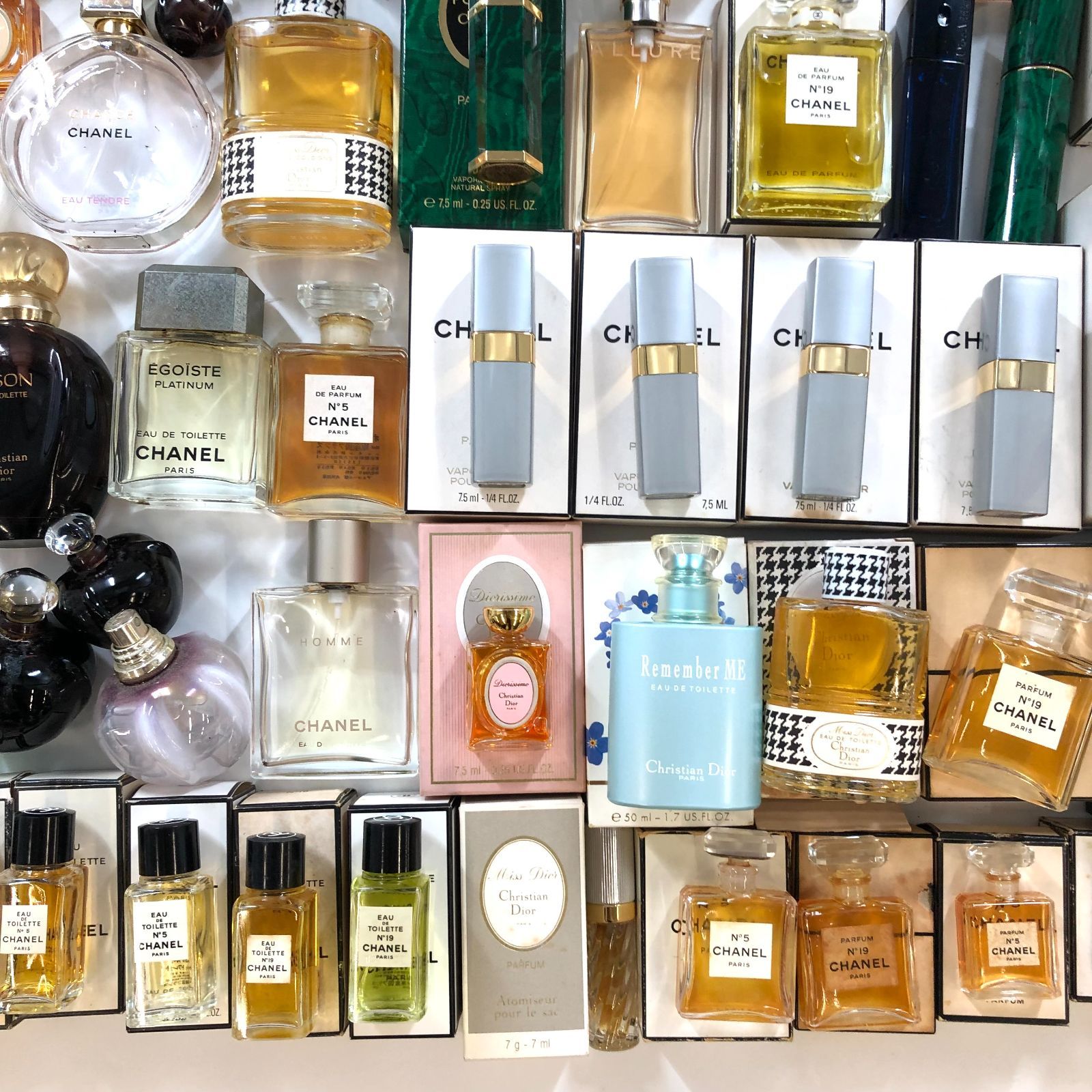 90本以上　香水　大量　まとめ　CHANEL　Dior　NINA RICCI　ブルガリ　ロクシタン　フルボトル　ミニ香水