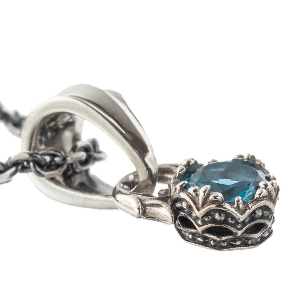 ジュエルクラウンペンダント