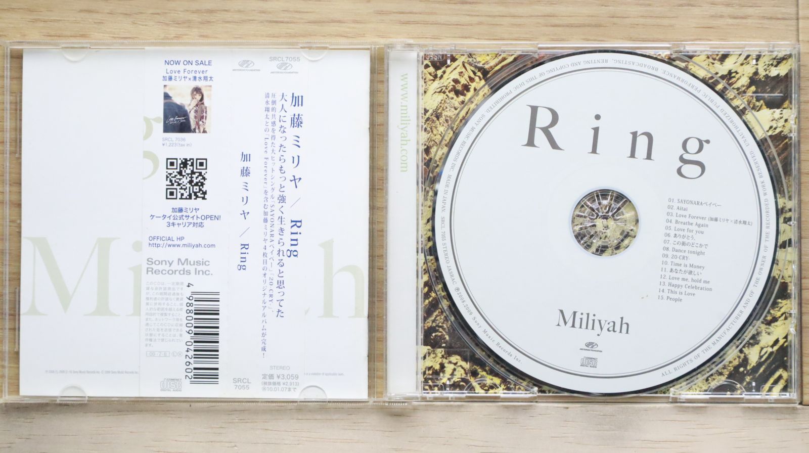 Amazon.co.jp: TRUE LOVERS(初回生産限定盤)(DVD付): ミュージック