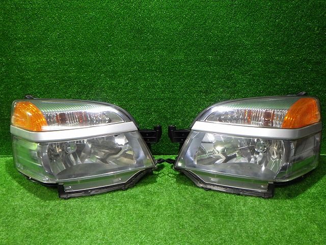 車 ヴォクシー ヘッドライト 左右 ハロゲン AZR60/65 前期 28-153 A2