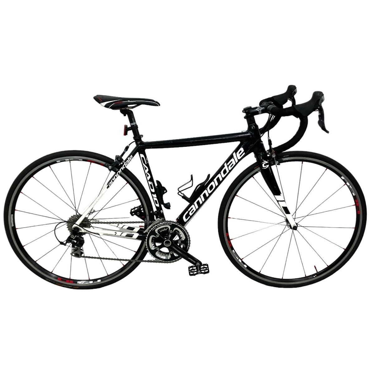 【動作保証】 CANNONDALE CAAD10 2011年モデル SHIMANO 105 ロードバイク 中古 Y8983036