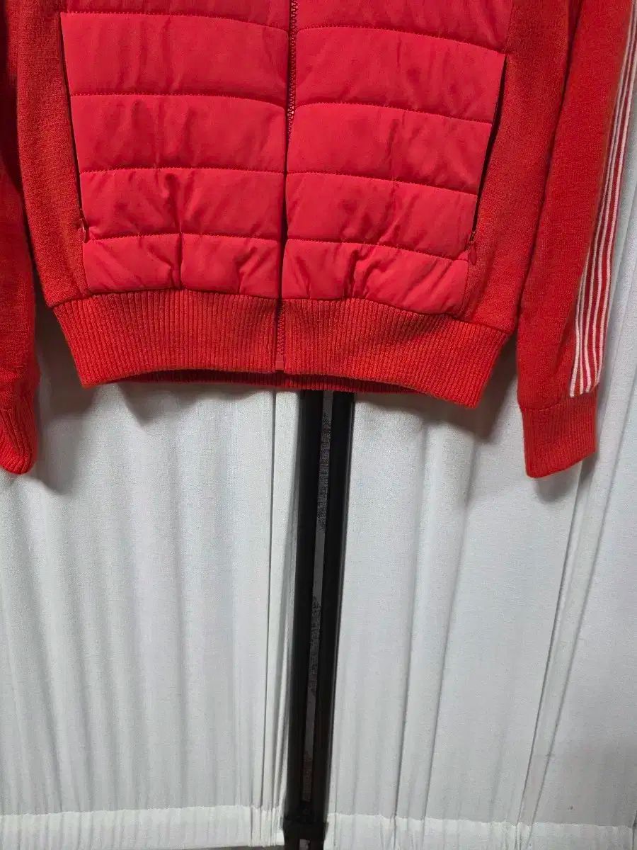 ダウンジップアップ