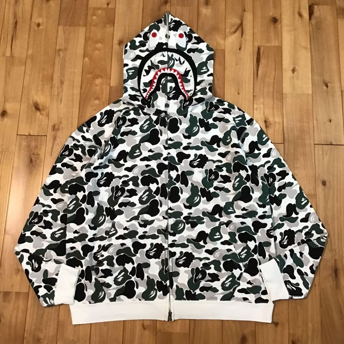 A BATHING APE パーカー BAPE STORE ZOZOTOWN SEPARATE SHARK