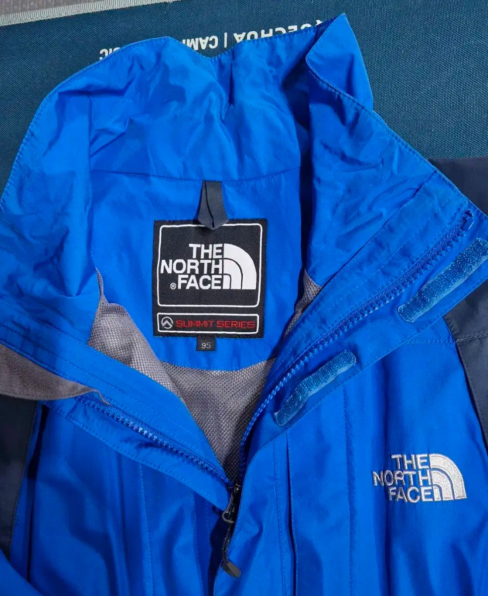 THE NORTH FACE ザ ノース フェイス サミット ジャケット 95 スリップ 100 サイズをご用意