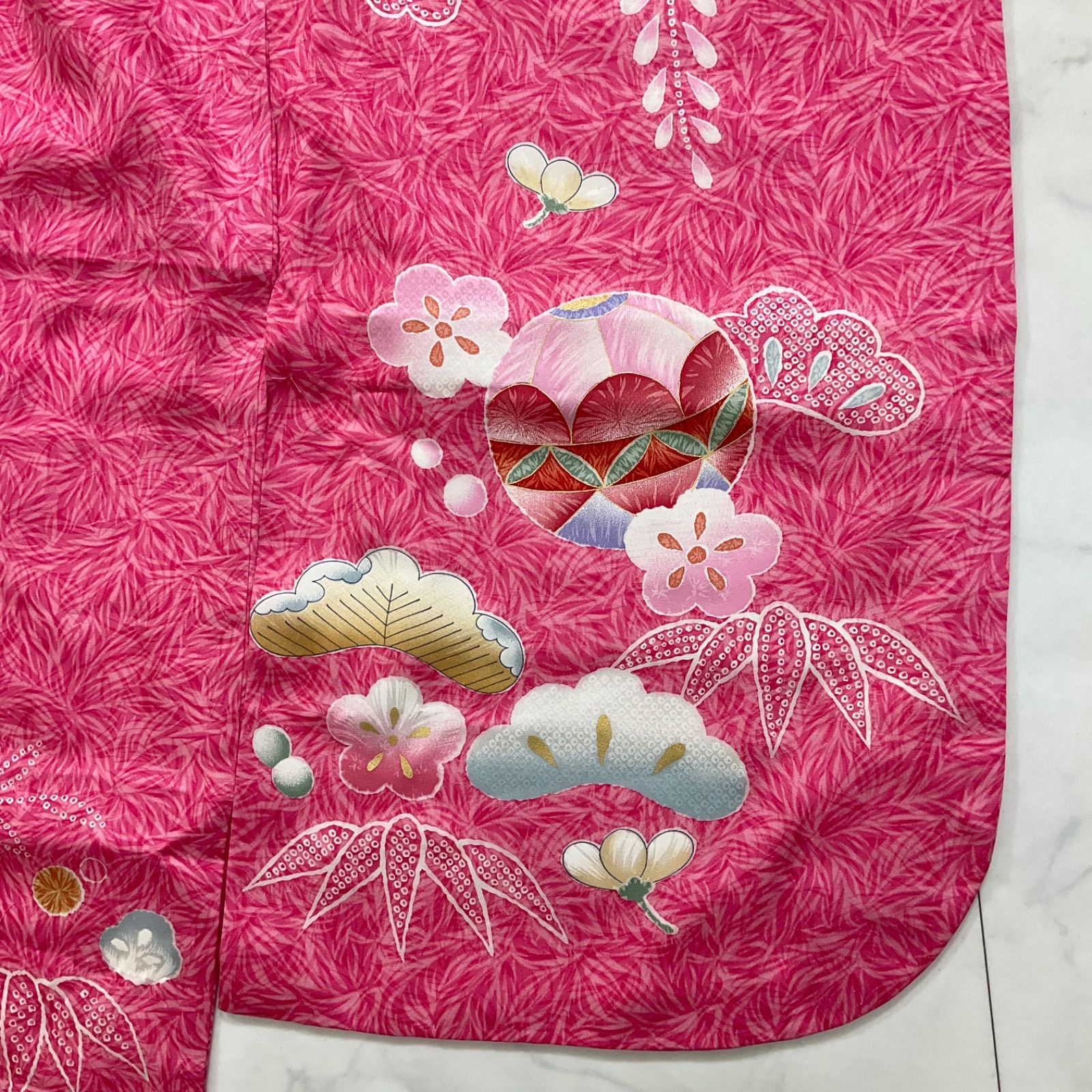 ◆kimono one◆♥同然◆7歳用◆子供着物◆正絹◆長襦袢◆2点セット◆重ね衿◆金糸◆長襦袢仕付け糸付◆七五三◆ピンク◆裄53肩丈132◆七五三お詣り女の子着物こどものひお正月卒業式十三詣り◆G37