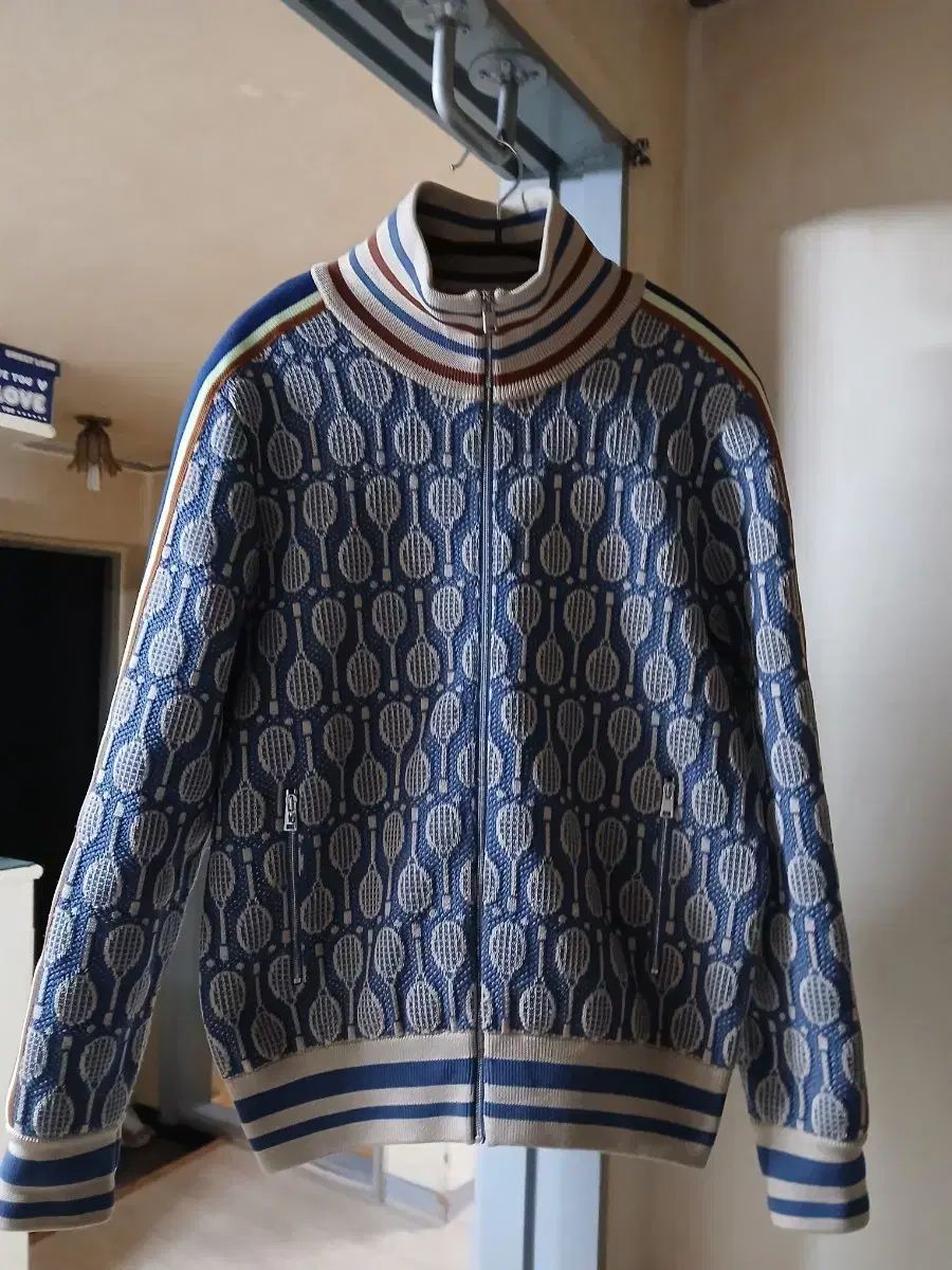 トリーバーチラケット パータン ブルー ジップアップ ジャケット