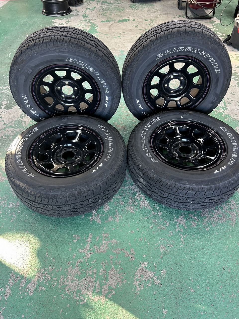 BRIDGESTONE DUELER A|T 225|70R16 ＋ DAYTONA SS スチールホイールセット 16×7.0J 35 デリカD 5