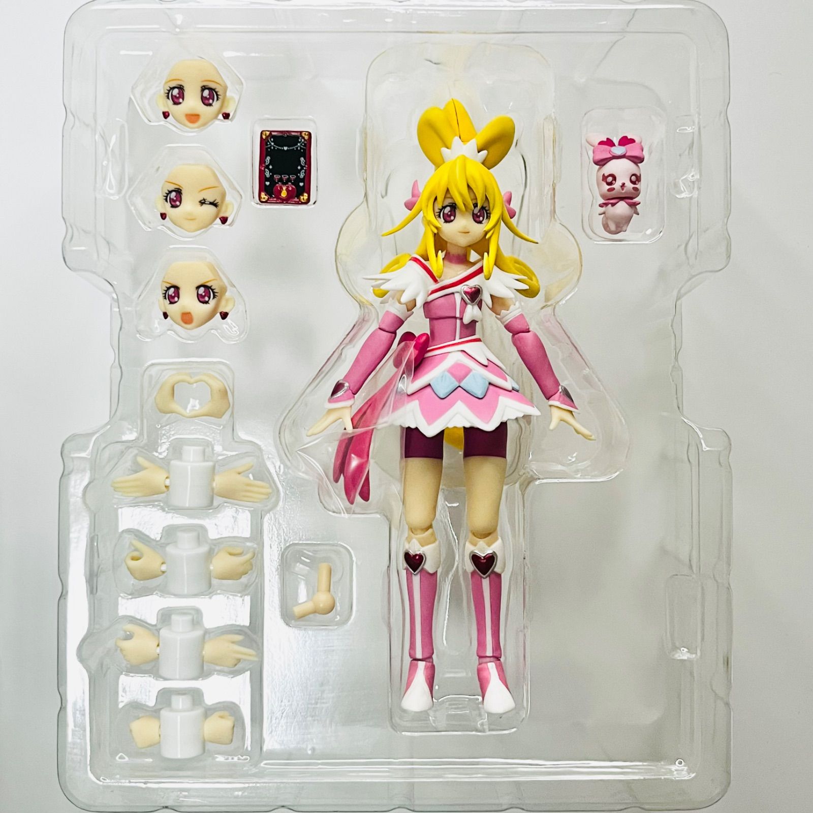 (未使用･未開封品)　S.H.フィギュアーツ ドキドキ!プリキュア キュアハート 約150mm PVC&amp;ABS製 塗装済み可動フィギュア v1yptgt Amazon.co.jp: TAMASHII NATIONS S.H.フィギュアーツ キュア
