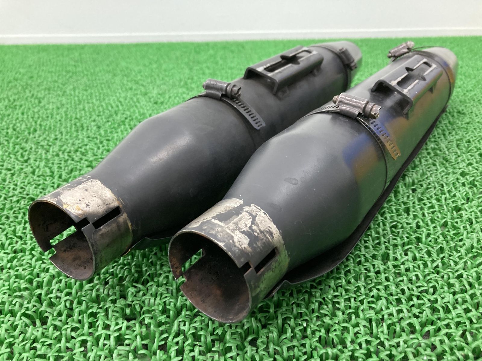 ハーレー サイレンサーマフラー 社外 中古 バイク 部品 ダイナ FXDL