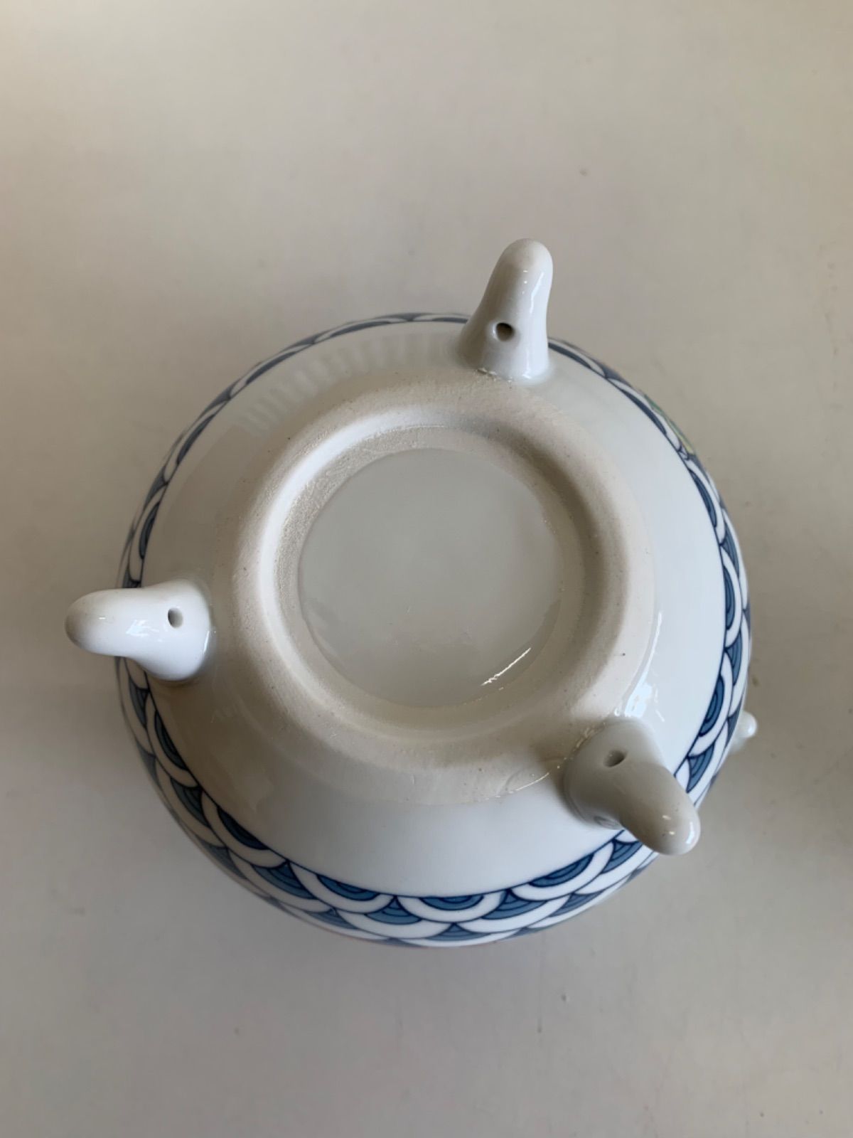 鍋島焼 伊万里焼 魯山窯 香炉 染錦牡丹絵 未使用品 - メルカリ