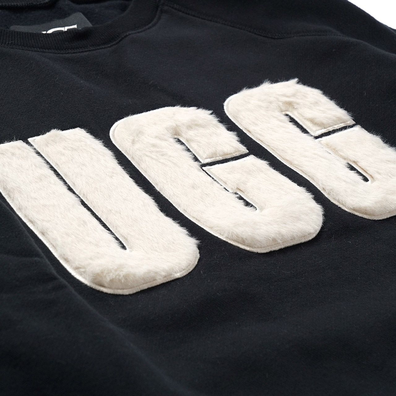 UGG アグ スウェット トレーナー 1123718 Madeline Fuzzy Logo 