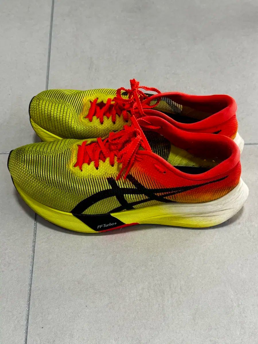 アシックス メタスピード エッジ パリ 275 THURSDAY S CHILD MESS Ver.