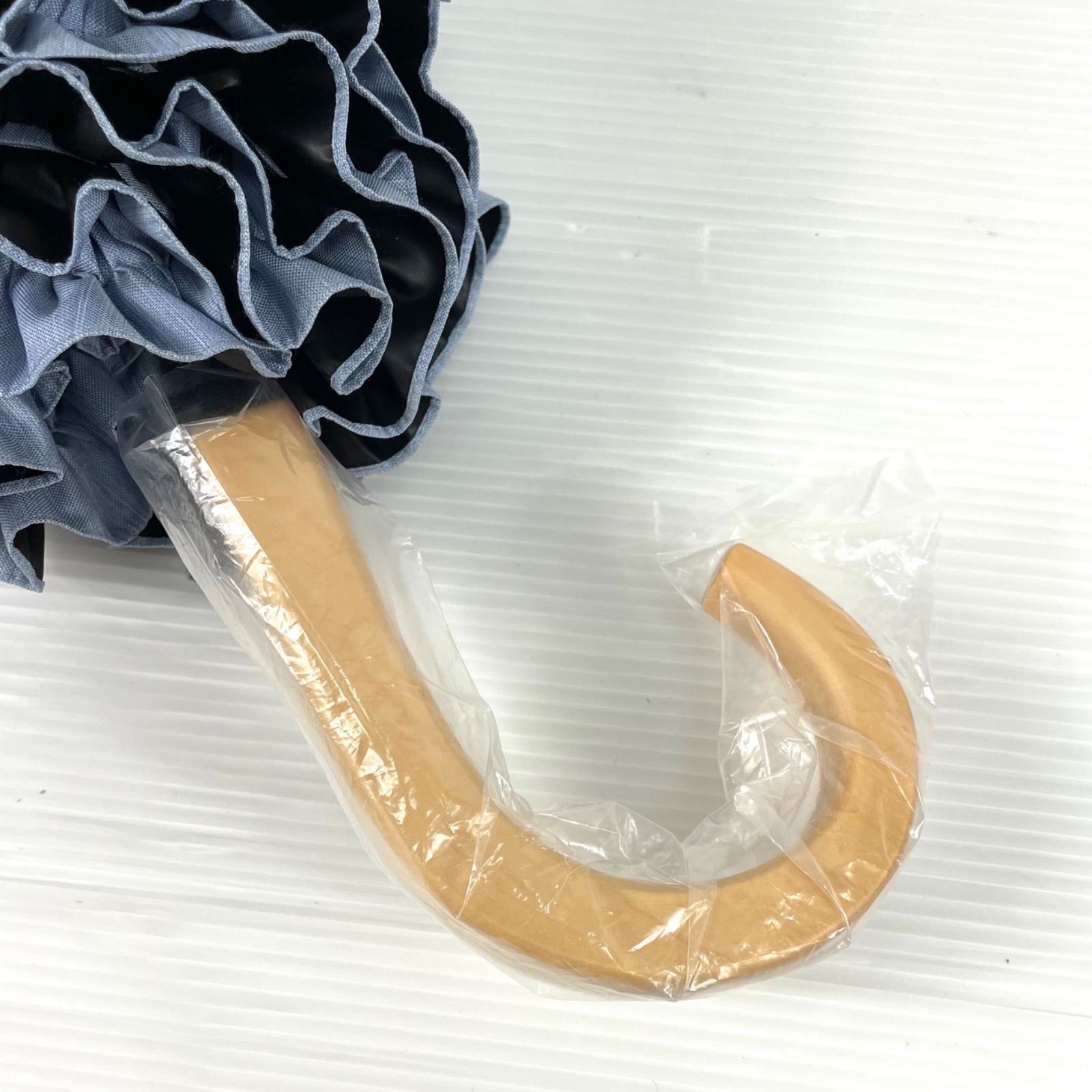 未使用品 ◇ サンバリア100 ◇ フリルフロスト日傘 長傘 Sサイズ