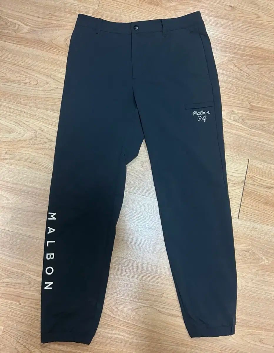 極美品✨1PIU1UGUALE3 GOLF セットアップ スニード 黒 Ⅶ／Ⅵ 113 GOLF