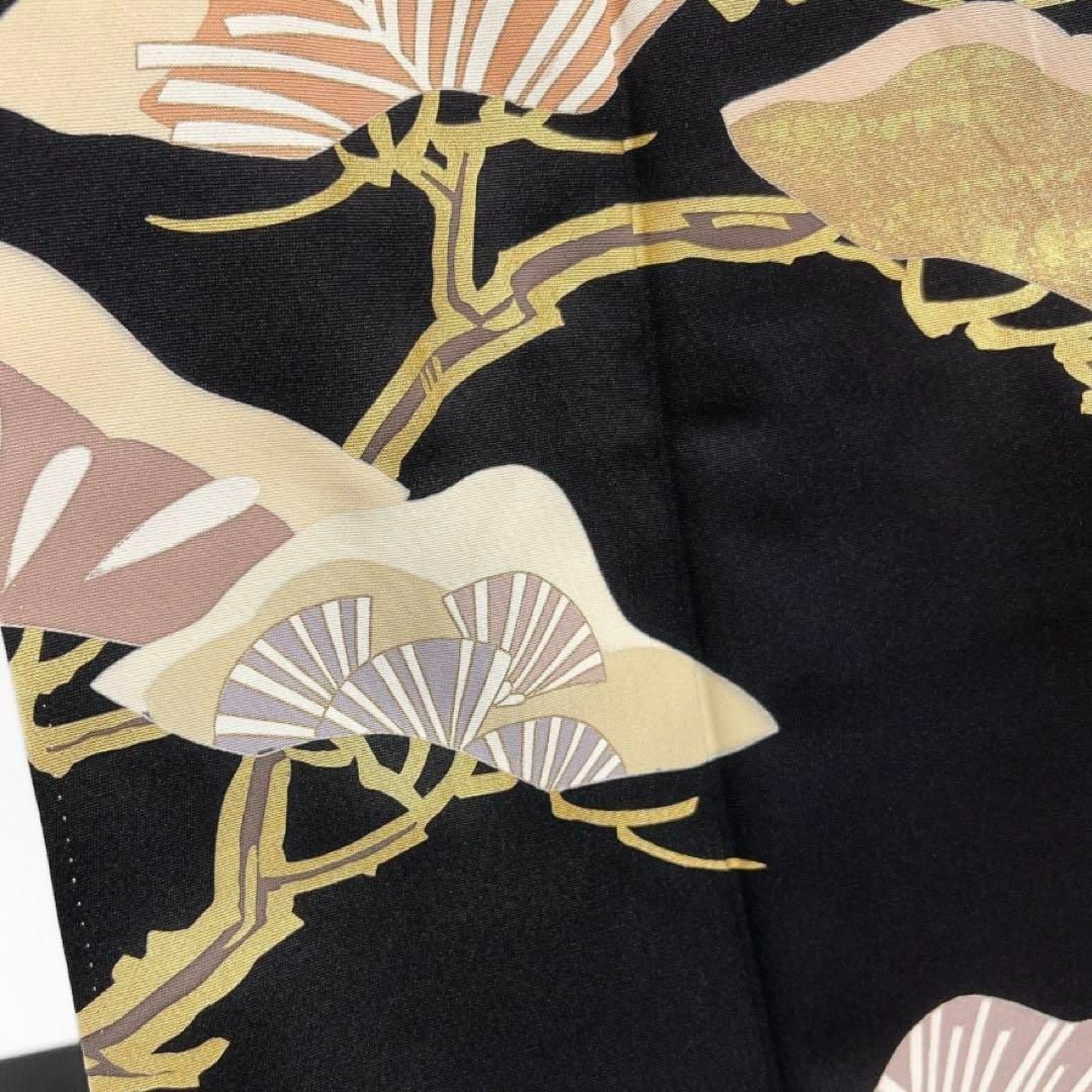 黒留袖　金駒刺繍　金彩　松　扇　着物　064w d i-img1080x1080-