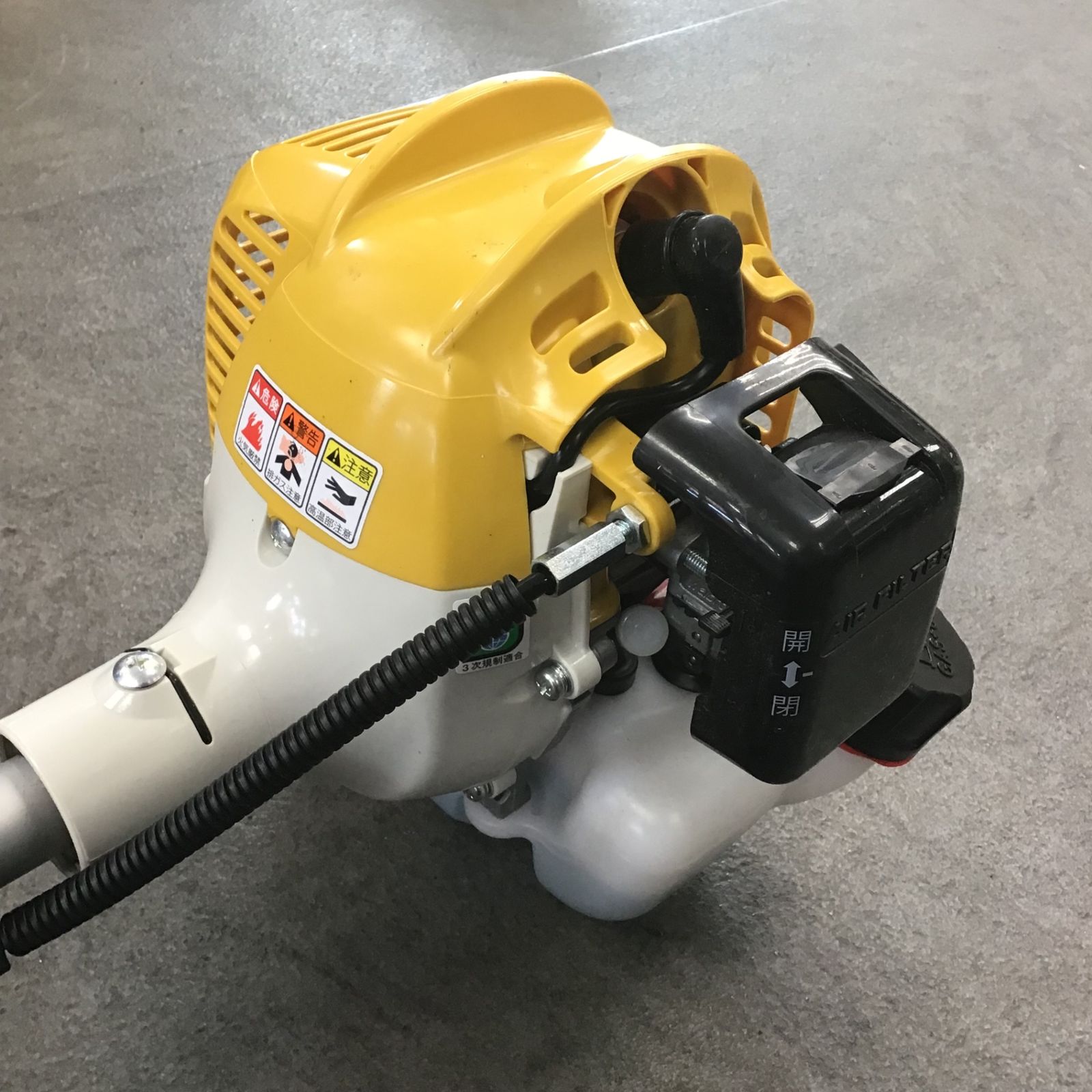 丸山製作所 BIGM 刈払機 BC2340【川崎店】 - メルカリ