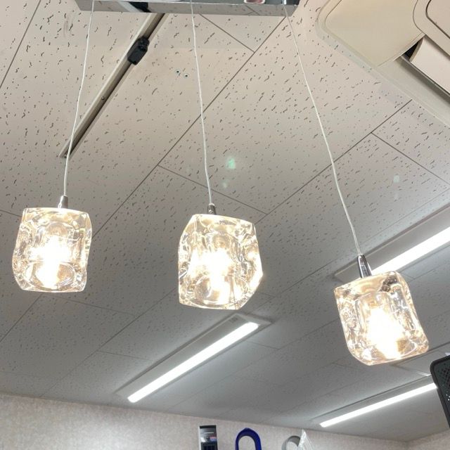 キシマ ガラスキューブペンダントライト（3灯） キシマ キューブ