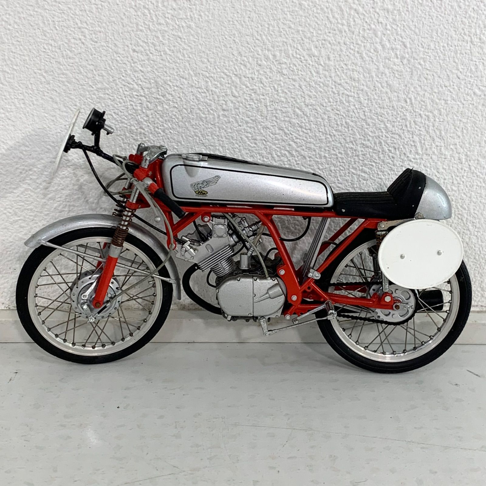 絶版 未展示 EBBRO エブロ 1 10 Honda CR110 CUB RACING 1962 RED ホンダ バイク カブ レーシング