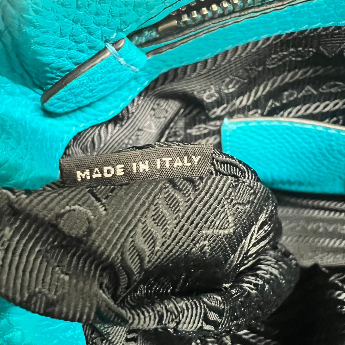 PRADA プラダ ショルダーバッグ ヴィッテロ フェニックス BR5096 カーフ レザー TURCHESE ハンドバッグ セミショルダー プラダ Aランク 鑑定済 DECORATOM_COM_BR