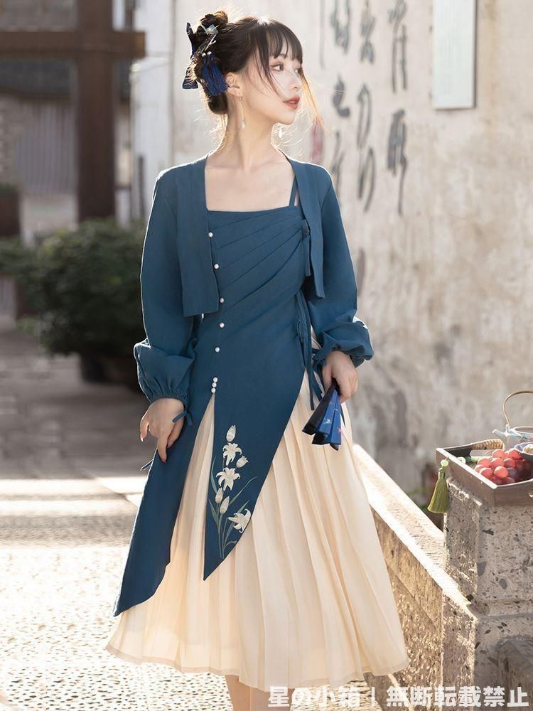 SANDY LIANG サンディ・リアング NABO EARRINGS SANDY LIANG (Women)の