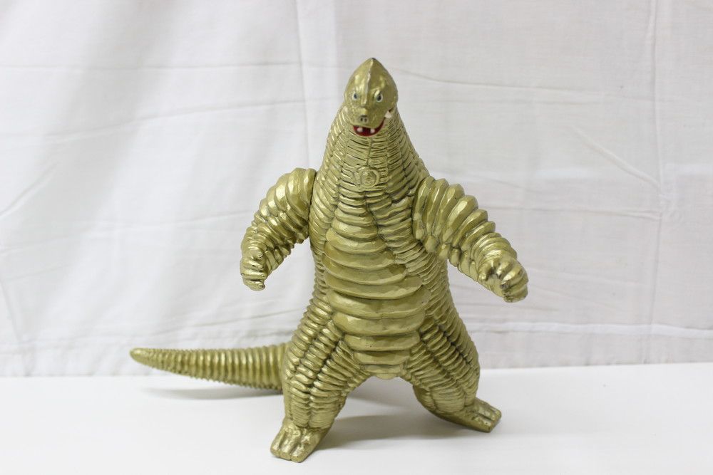 バンプレスト 一番くじ ウルトラ怪獣 ビッグ レッドキング 2代目 ソフビ フィギュア