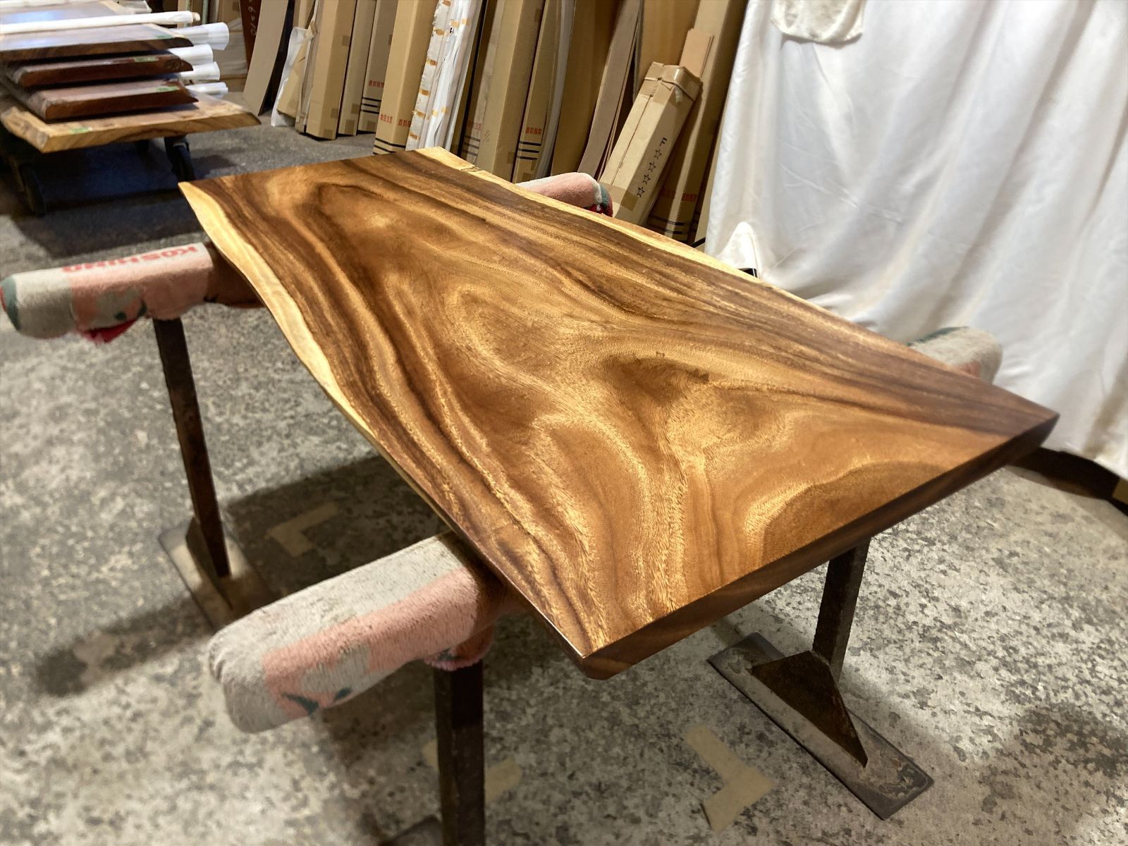 乾燥材 1430ｘ660-510ｘ43mm